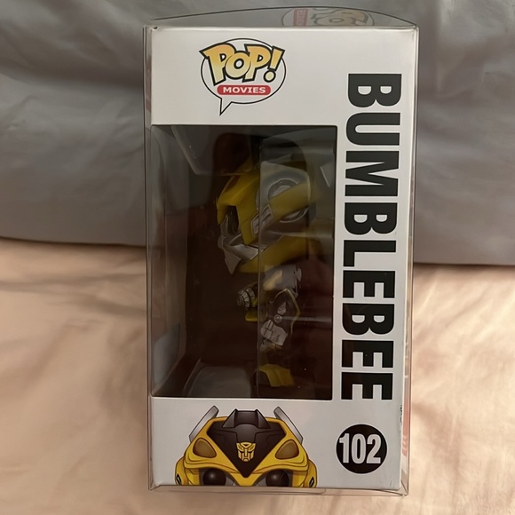 Rare Retired Vaulted Funko Pop Transformers Bumblebee 102 Walmart Exclusive - Picture 3 of 7